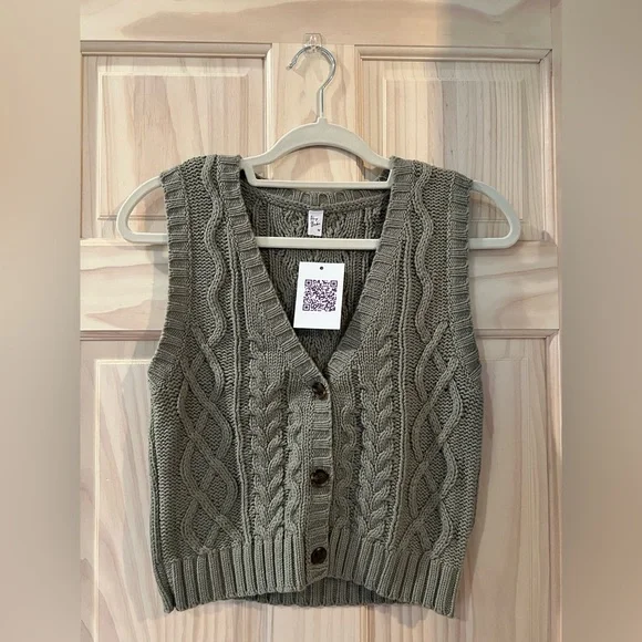 Sweater Vest - Picture 1 of 1